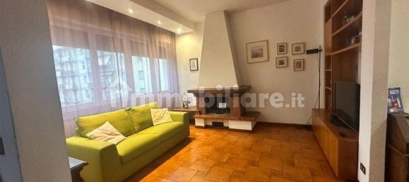 2 Schlafzimmer Wohnung in Arezzo, Italy, Nr. 266075 2