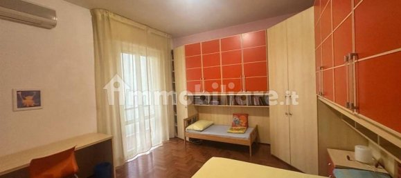 2 Schlafzimmer Wohnung in Arezzo, Italy, Nr. 266075 9