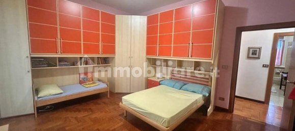 2 Schlafzimmer Wohnung in Arezzo, Italy, Nr. 266075 8