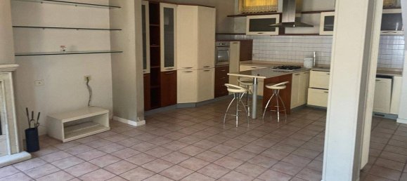 3 bedrooms House in Valdagno, Italy No. 293870 4