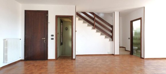 4 bedrooms House in Lonato del Garda, Italy No. 361373 10