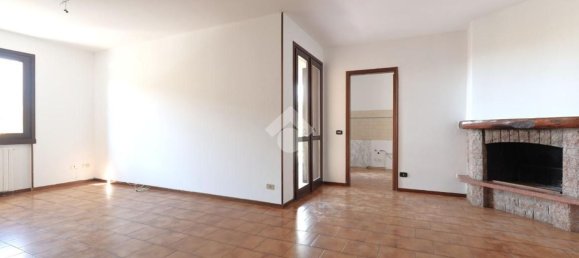 4 bedrooms House in Lonato del Garda, Italy No. 361373 5