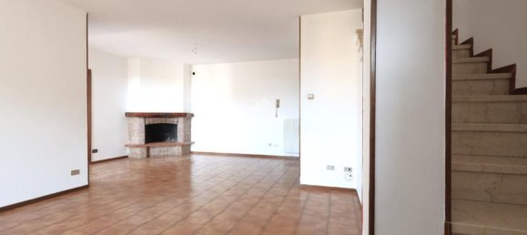 4 bedrooms House in Lonato del Garda, Italy No. 361373 7