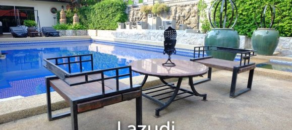 6 bedrooms Villa in Hua Hin, Thailand No. 13465 5