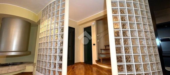 Penthouse de 10 divisões em Sondrio, Italy N.º 7306 75