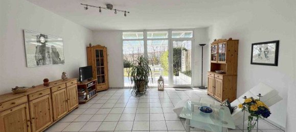 Таунхаус с 4 комнатами в Райнгау-Таунус, Германия № 132004 4