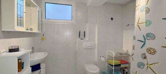 Таунхаус с 4 комнатами в Райнгау-Таунус, Германия № 132004 17