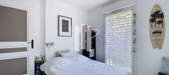 Apartamento de 2 dormitorios en Frejus, France No. 320910 7