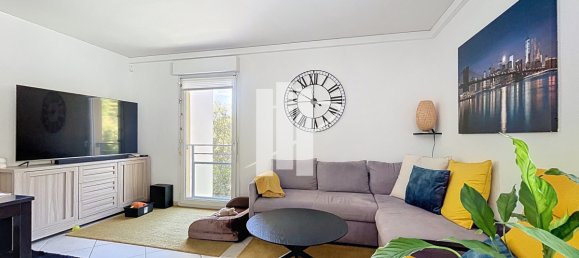 Apartamento de 2 dormitorios en Frejus, France No. 320910 2