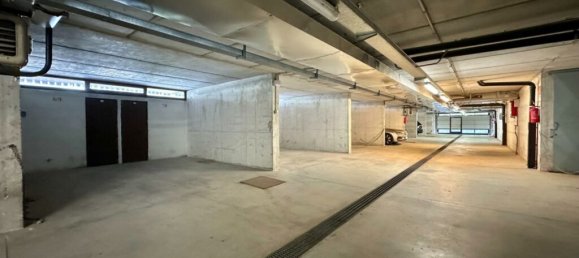 1 bedroom Parking in Udine, Italy No. 338208 18