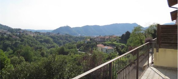 Вилла с 3 спальнями в Комо, Италия № 291700 31