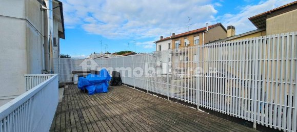 4 bedrooms Apartment in Ravenna, Italy No. 351900 2