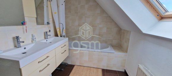 5 bedrooms House in Joue-les-Tours, France No. 61862 8