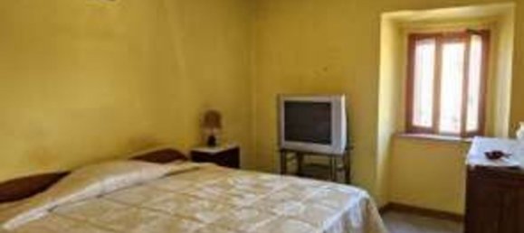 Квартира с 2 комнатами в Орвието, Италия № 260637 6