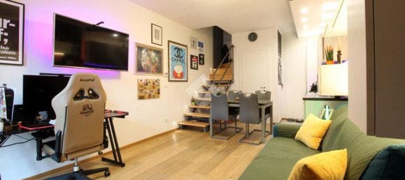 2 rooms Apartment in Rivoli, Italy No. 151089 3