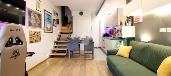 2 rooms Apartment in Rivoli, Italy No. 151089 2