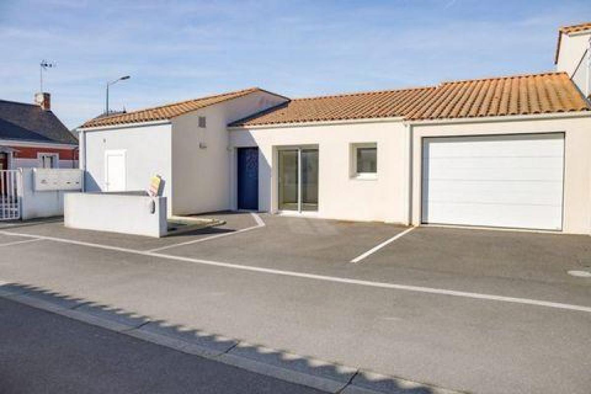 Дом с 3 спальнями в Шаллан, Франция № 25083