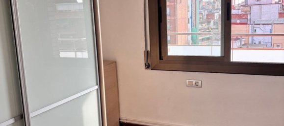 Apartamento de 3 dormitorios en Sants-Montjuïc, Spain No. 170860 7