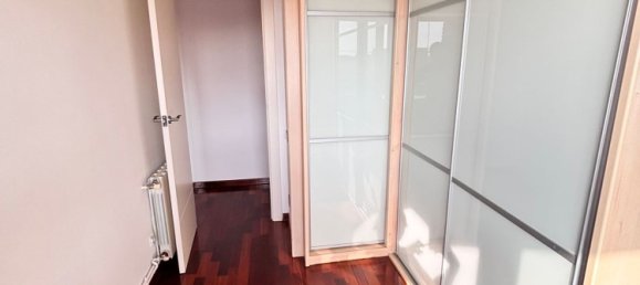 Apartamento de 3 dormitorios en Sants-Montjuïc, Spain No. 170860 8