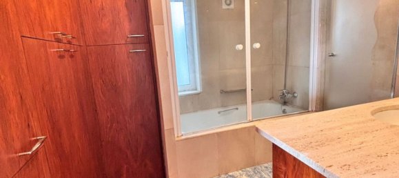 Apartamento de 3 dormitorios en Sants-Montjuïc, Spain No. 170860 13