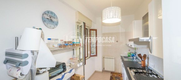 Apartamento de 4 dormitorios en Messina, Italy No. 375062 9