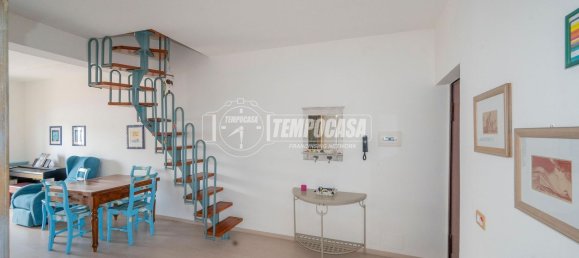 Apartamento de 4 dormitorios en Messina, Italy No. 375062 7
