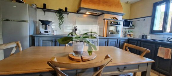 7 bedrooms Villa in Gard, France No. 285281 3