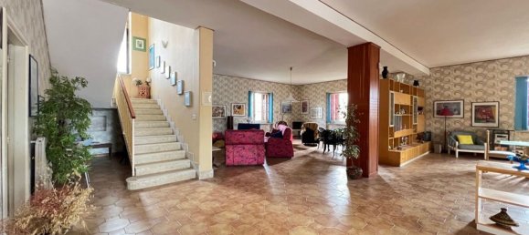 9-Zimmer Villa in San Salvatore Telesino, Italy, Nr. 107167 3