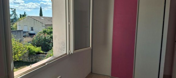 Casa de 3 dormitorios en Pujaut, France No. 317335 3