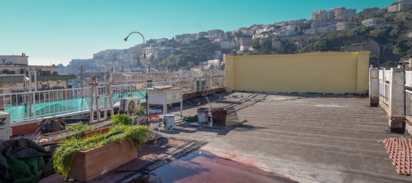 5-Zimmer Wohnung in Naples, Italy, Nr. 263642 12