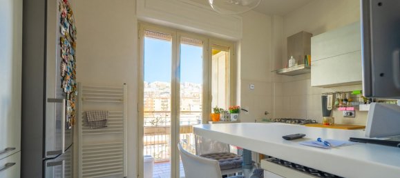 5-Zimmer Wohnung in Naples, Italy, Nr. 263642 6