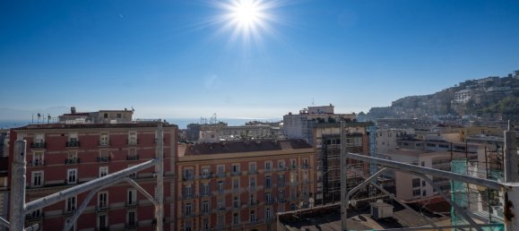 5-Zimmer Wohnung in Naples, Italy, Nr. 263642 13