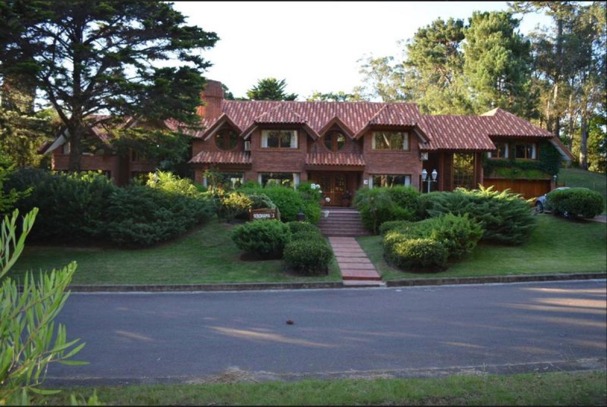 6 bedrooms House in Maldonado, Uruguay No. 168