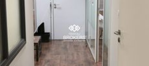 Escritório em Saint-Cyr-sur-Loire, France 73 m² N.º 308424 4