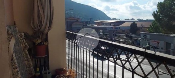 Apartamento de 2 dormitorios en Iseo, Italy No. 60200 9