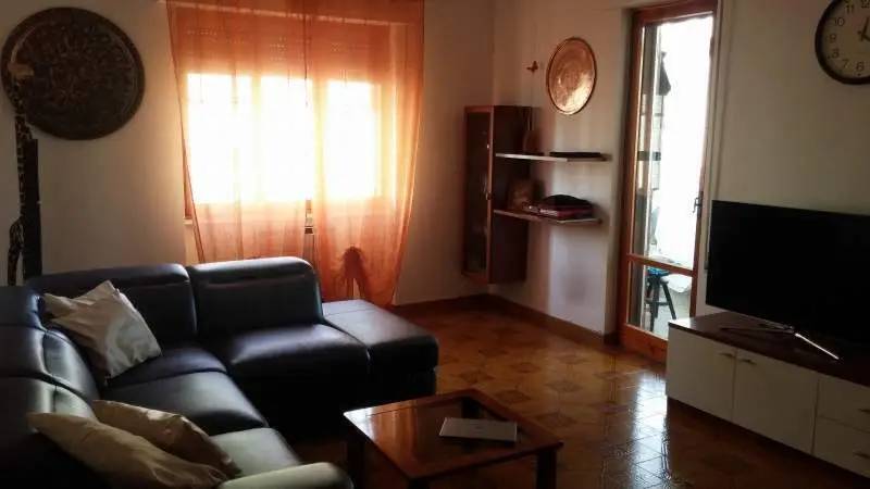 Apartamento de 4 habitaciónes en Brindisi, Italy No. 108127