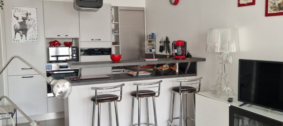 2-salle Appartement à Le Grau-du-Roi, France No. 344367 2