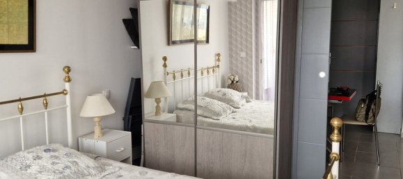 2-salle Appartement à Le Grau-du-Roi, France No. 344367 4