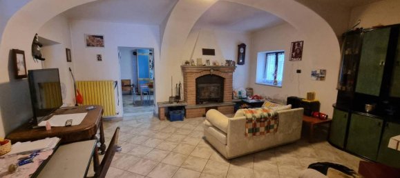 5-Zimmer Haus in Verrua Savoia, Italy, Nr. 124285 11