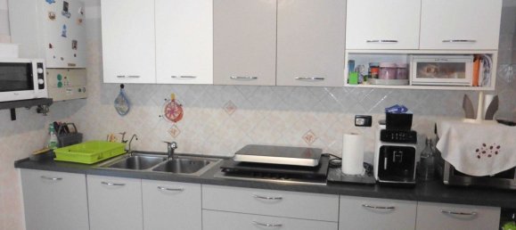 4 rooms Apartment in Nogarole Rocca, Italy No. 60445 6