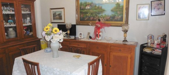 4 rooms Apartment in Nogarole Rocca, Italy No. 60445 2