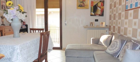4 rooms Apartment in Nogarole Rocca, Italy No. 60445 12