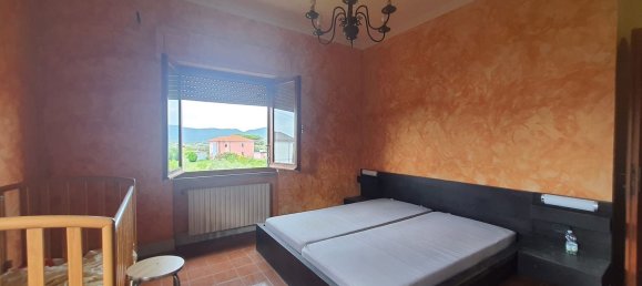 7 rooms Villa in Luni, Italy No. 94399 5