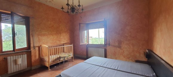 7 rooms Villa in Luni, Italy No. 94399 4