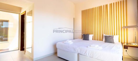 3 bedrooms Villa in Guia, Portugal No. 25669 10