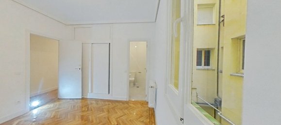 Квартира с 3 спальнями в Мадрид, Испания № 137393 25