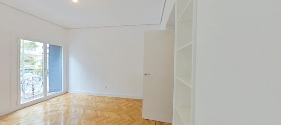 Квартира с 3 спальнями в Мадрид, Испания № 137393 18