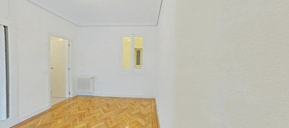 Квартира с 3 спальнями в Мадрид, Испания № 137393 28