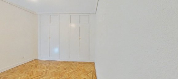 Квартира с 3 спальнями в Мадрид, Испания № 137393 19