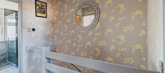 3 bedrooms Commercial property in Crawley, United Kingdom No. 10705 27